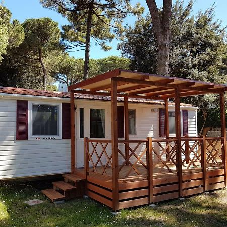 Victoria Mobilehome In Camping Mare E Pineta Lido di Spina Bagian luar foto