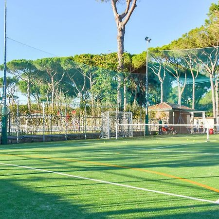 Victoria Mobilehome In Camping Mare E Pineta Lido di Spina Bagian luar foto