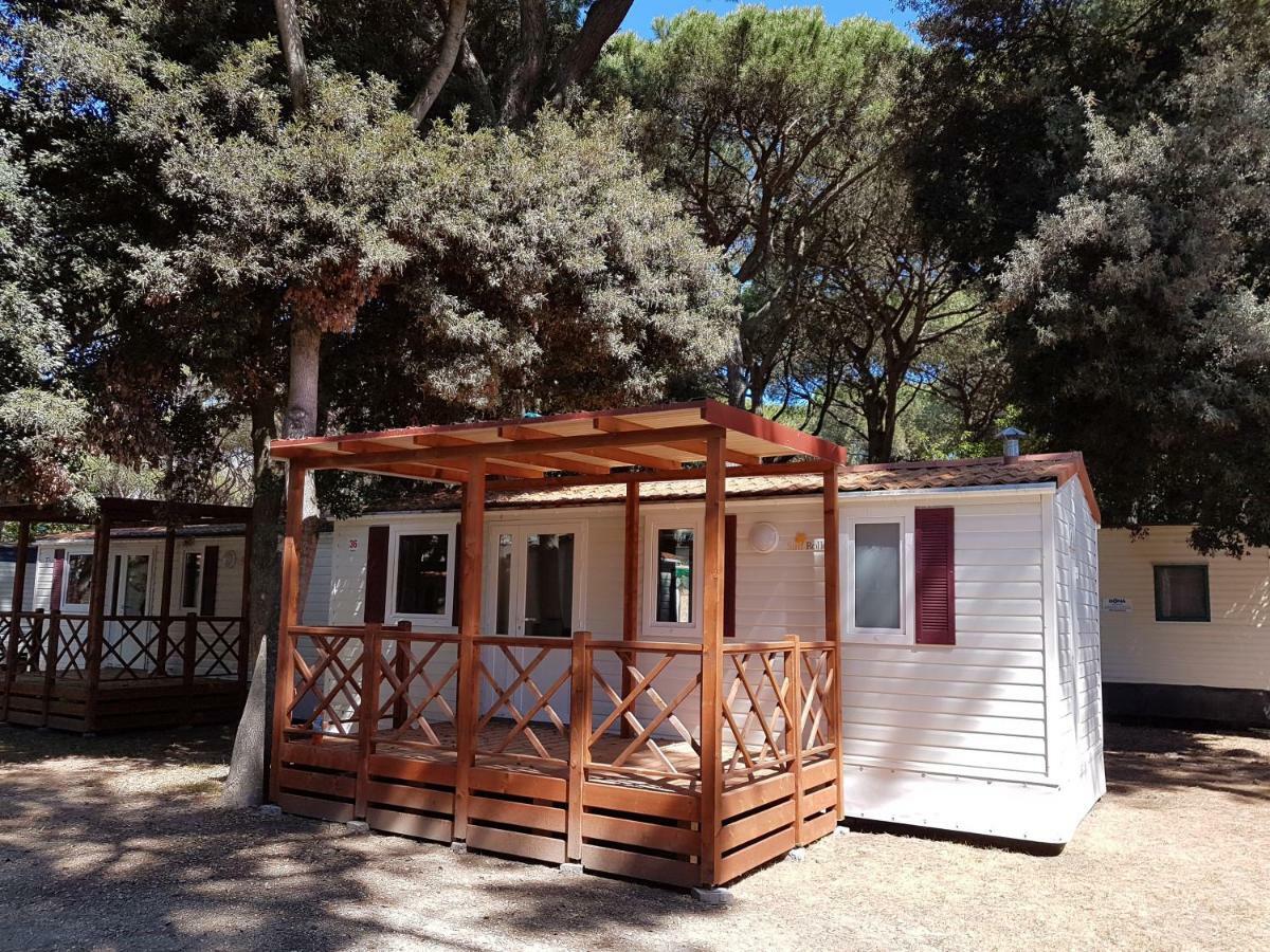 Victoria Mobilehome In Camping Mare E Pineta Lido di Spina Bagian luar foto